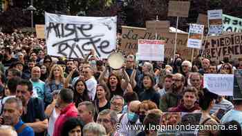GALERÍA | La manifestación por el incendio de La Culebra (Zamora), en imágenes - La Opinión de Zamora