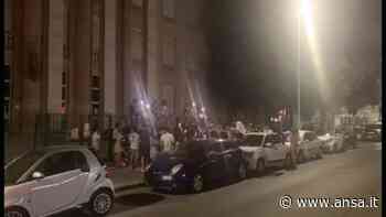 Maturita', a Cagliari gli studenti cantano "Notte prima degli esami" - Italia - Agenzia ANSA