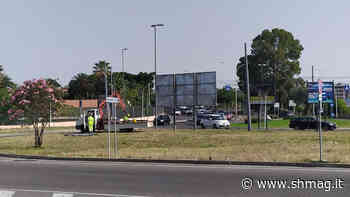 Cagliari, rimossi una decina di cartelloni pubblicitari abusivi nella rotatoria del Poetto - S&H Magazine