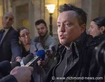 Quebec judge dismisses defamation suit against comedian Mike Ward regarding joke - Richmond News