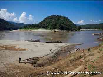 Incessant rainfall swells up rivers, tributaries in J-K, schools shut - Business Standard