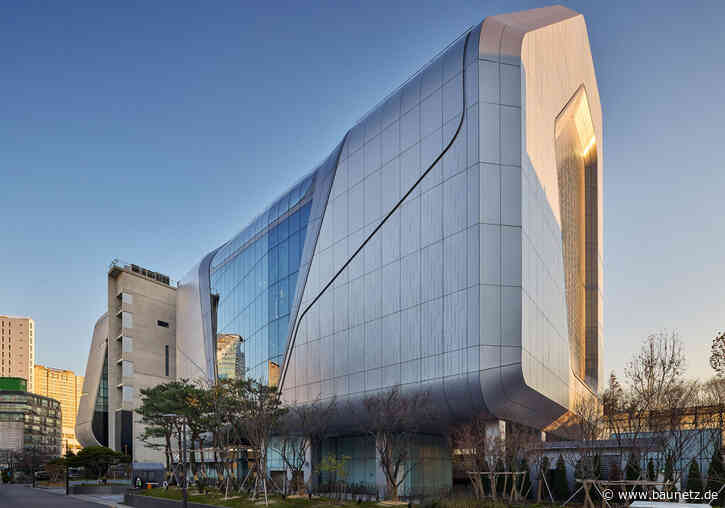 Urbaner Lautsprecher
 - Firmensitz für Musikagentur in Seoul von UNStudio