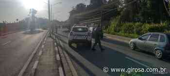 Cotia: motociclista de 23 anos morre após bater violentamente em caminhão - Giro S/A