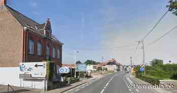 Vijfseweg richting Waregem onderbroken voor aanleg nieuw voetpad - Het Laatste Nieuws