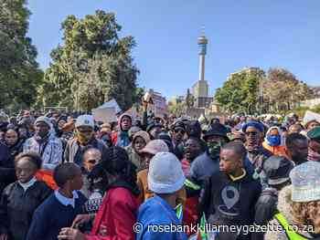 WATCH: Soweto residents march to the mayor’s office - Rosebank Killarney Gazette