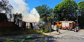 Taubenhaus in Polsum abgebrannt - Feuerwehr holt Anwohner aus Nachbarhaus - Marler Zeitung