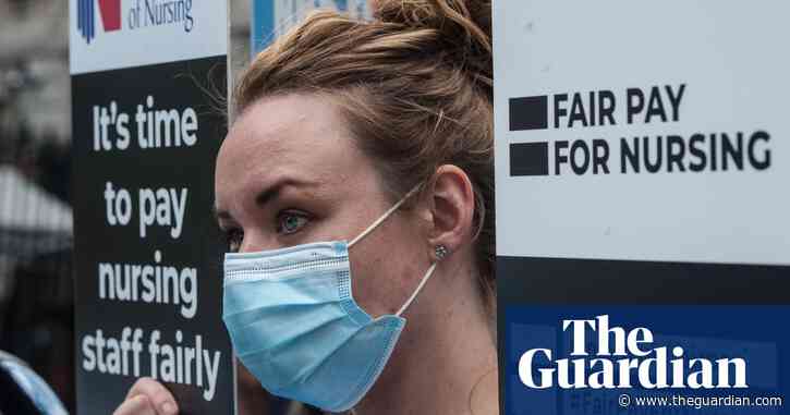 NHS officials warn of industrial unrest over expected 3% pay rise