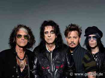 Johnny Depp, Alice Cooper, Joe Perry (Aerosmith) auf einer Bühne, Gütsel Online, OWL live - Gütsel