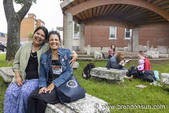 Downtown smudging offers healing - The Brandon Sun