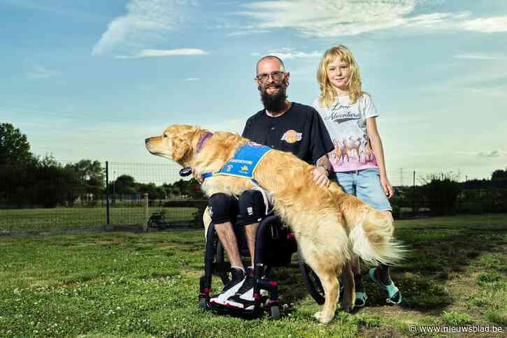 Ikea-medewerkster weigert rolstoelgebruiker met assistentiehond binnen te laten: “Het is al de derde keer in zes maanden dat dit gebeurt”