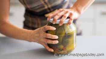 Midlife Hand Grip Strength Tied to Subsequent Dementia