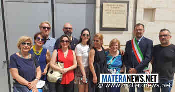 Matera: la fabbrica del Carro intitolata al maestro cartapestaio Pentasuglia! Ecco le foto - Matera News