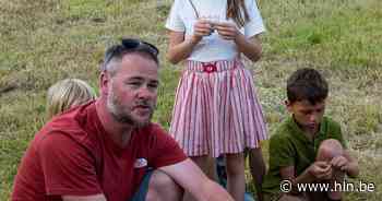 Natuurpunt ringt ooievaarsjongen | Lokeren | hln.be - Het Laatste Nieuws