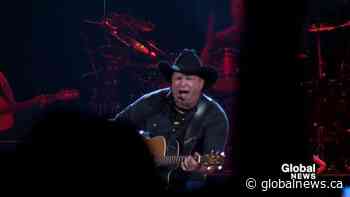 Edmonton businesses expecting a boost with Garth Brooks concerts - Global News