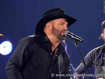 WATCH: 25 News Now interview with Garth Brooks - Crossroads Today