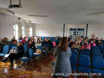 Professores do São José participam de mais um momento de formação - Jornal Bom Dia