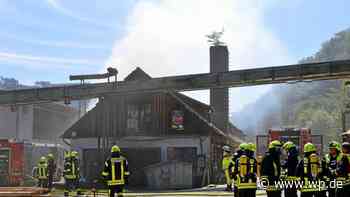 Finnentrop: Großbrand bei Sägewerk – Bahnstrecke wieder frei - WP News