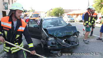 Toyota knallt in Heck von Opel: Ameranger (74) wird schwer verletzt