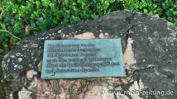 Große humanitäre Gesten in schwierigsten Jahren: Bescheidene Tafel erinnert an Hilfen - Rhein-Zeitung