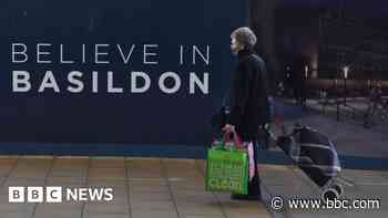 Basildon: Government to decide on plans for 2,800 homes - BBC