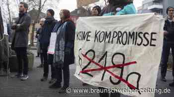 Abtreibungsrecht: Bundestag schafft Paragraf 219a StGB ab