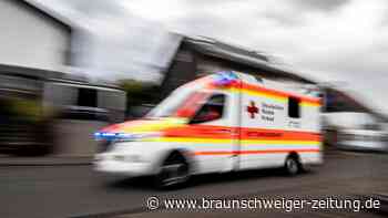 Unfall in Helmstedt: Drei Erwachsene und ein Kleinkind verletzt