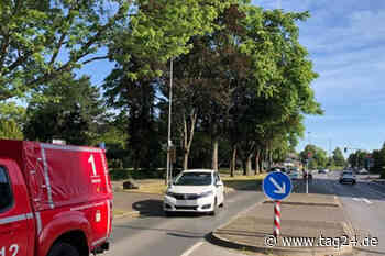 Unfall in Mettmann: 14-Jähriger fliegt nach Kollision mit Auto in Gebüsch und wird schwer verletzt - TAG24