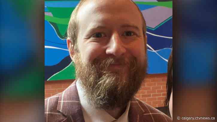 Justin 'Jayne' Conroy, well-known Overwatch coach, reported missing in Airdrie, Alta.