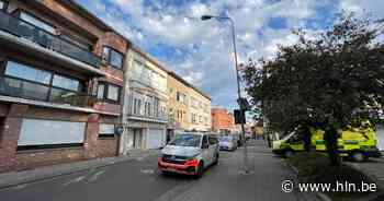 Politie overmeestert jonge man met mes in eigen appartement: niemand gewond - Het Laatste Nieuws