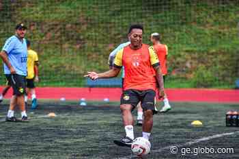 Atacante Juliano aceita proposta do exterior e deixa o Brusque - Globo