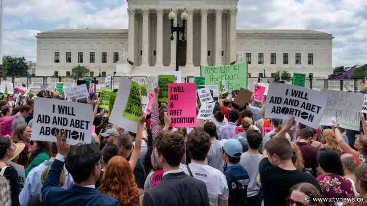 'Devastating setback': Trudeau, politicians react to overturning of Roe v. Wade