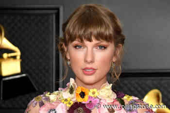 Taylor Swift Says She’s ‘Absolutely Terrified’ After Roe v. Wade Decision