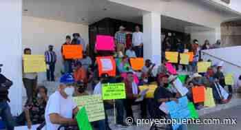 Solicitan juicio político a alcalde de Hermosillo ante el Congreso pensionados y jubilados del Ayuntamiento de Hermosillo - Proyecto Puente