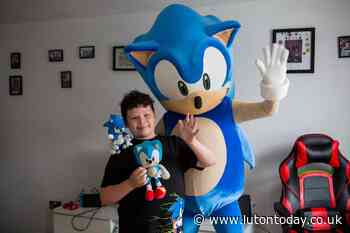 Sonic the Hedgehog superfan from Luton meets his hero - Luton Today