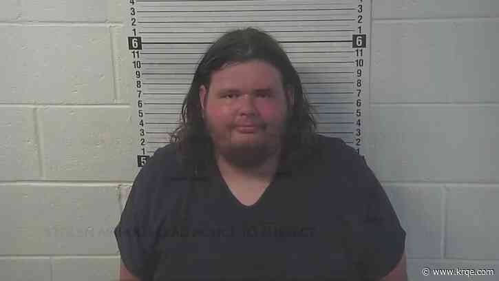 Taos man accused of trying to set his place of work on fire