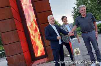 Kunstwerk: Der Plessi-Turm in Kronach strahlt wieder. - Fränkischer Tag