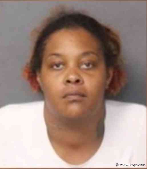 Woman accused of murdering fiancé will remain behind bars