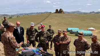 Bad Reichenhall: Der Generalinspekteur der Bundeswehr besucht Bayerische Jager in der Mongolei - bgland24.de