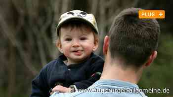 Augsburg: Wickelverbot und Vorurteile? Zwei Männer und ihr Berufswunsch Erzieher | Augsburger Allgemeine - Augsburger Allgemeine