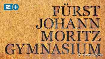 FJM in Siegen: Das sind die Abiturienten aus 2021/22 - WP News