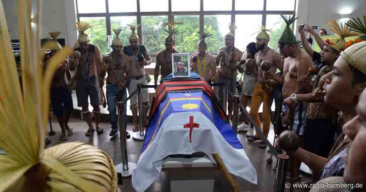 Nach Tod im Amazonas: Indigenen-Experte beigesetzt