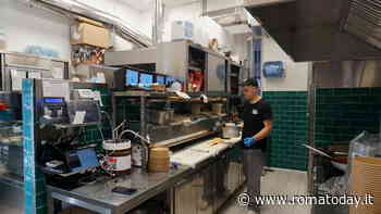 Dentro le cucine fantasma di Roma, dove si vende solo online | VIDEO