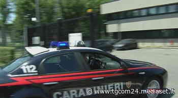 Monza, "Dacci i soldi o ti buco tuo figlio": baby spacciatori arrestati per estorsione - TGCOM