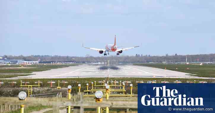 UK gave airlines 4.4m free pollution permits in 2021, study finds