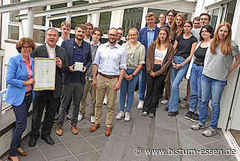 Die Wolfsburg als „ökologisch und fair im Bistum Essen“ ausgezeichnet - Bistum Essen