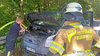 Herrchen und Hund aus Witten retten sich aus brennendem Auto - WAZ News
