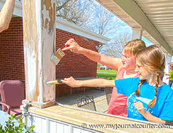 Scott 4-H'ers use grant to brighten nursing home pavilion - Jacksonville Journal-Courier