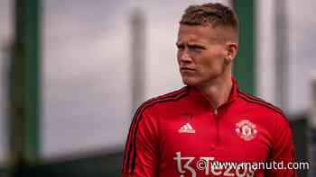 Scott looks ripped ahead of pre-season - Man Utd
