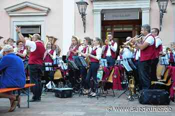 Gelungener Auftakt beim Platzkonzert in Engen und der nächste Auftritt steht ... | SÜDKURIER Online - SÜDKURIER Online