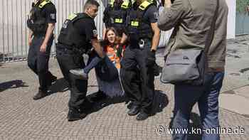 Kanzleramt erneut beschmiert – Fünf Festnahmen